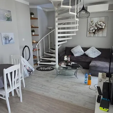 New 3room Maisonette In Sunny Day 3 Sunny *